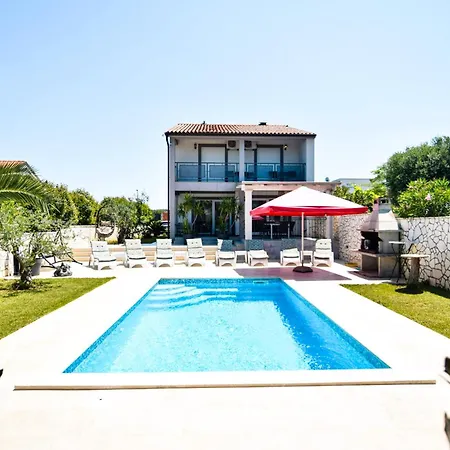 Vila Holiday Home Banjole Banjole