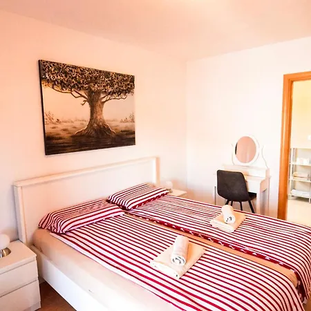 Holiday Home Banjole Vila